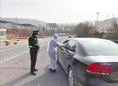 日夜堅(jiān)守，他們的“抗疫十二時辰”