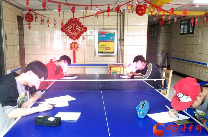 停課不?？?蘭州市兒童福利院組織初三學生首次線上月考 