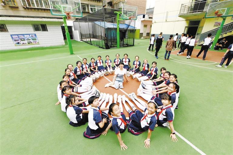 我們畢業(yè)啦！