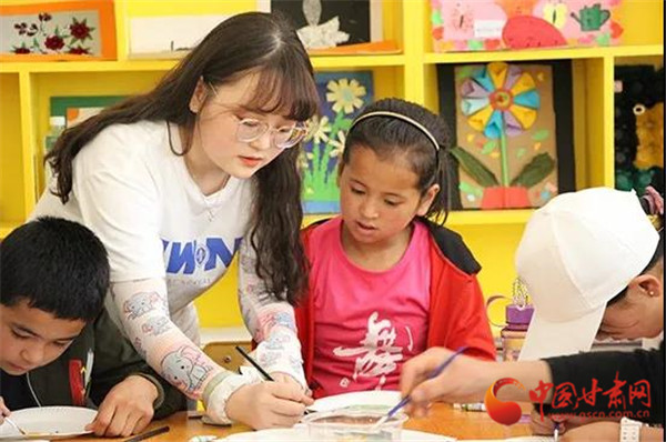 關(guān)愛山區(qū)的孩子 西北師大學子在東鄉(xiāng)、會寧開展體育美育浸潤行動活動