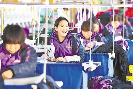 【抓“六穩(wěn)” 促“六?！薄糠€(wěn)就業(yè)有良策 保就業(yè)出實(shí)招——甘肅省全力以赴支持穩(wěn)定就業(yè)確保就業(yè)形勢(shì)總體穩(wěn)定