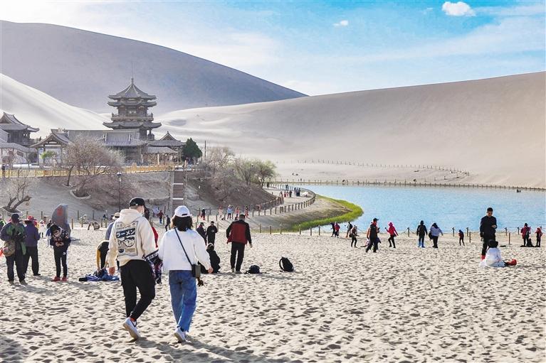 清明小長假 甘肅接待游客289萬人次 實現(xiàn)旅游收入17.4億元
