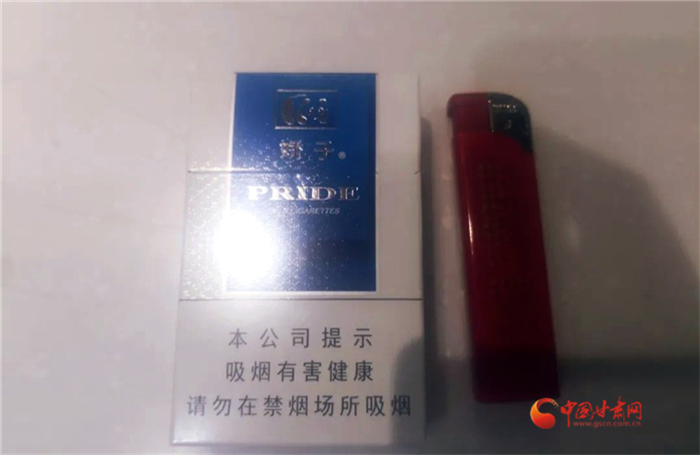 高鐵上過(guò)煙癮 男子被處拘留五日罰款200元