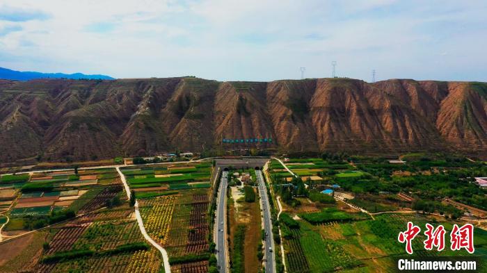 甘肅榆中造養(yǎng)結(jié)合十數(shù)年荒山改綠 野生動物?！奥睹妗?>
        </a><em>甘肅榆中造養(yǎng)結(jié)合十數(shù)年荒山改綠 野生動物?！奥睹妗?/em></li>
    <li><a  target=