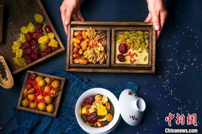 2023年5月，拍攝的臨夏蓋碗茶所需原料。(資料圖)臨夏市融媒體中心供圖